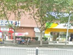 -家乐福(八宝街店)
