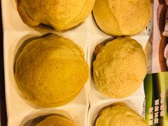 酥皮焗叉烧包-添好运点心专门店(中环IFC店)