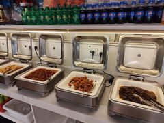 -爱客得牛排海鲜烤肉·火锅自助(春熙路黑金好店)