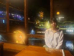 -临江餐馆二楼美食部落