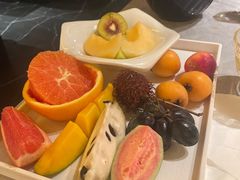 -雍容荟帝王蟹活龙虾展台自助(IFS黑金店)
