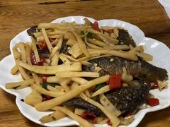 -牛八宝桂林米粉(八里庄店)