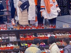 -王府井奥莱临潼小镇(临潼店)