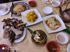 -维吾尔餐厅(宜山路店)