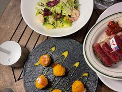 -MONICH牛排融合餐厅(和义大道购物中心店)