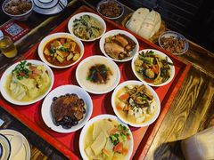 -蓝田九大碗民俗食府(蓝田店)