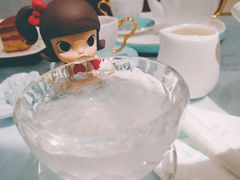 -燕庭·纯燕窝·甜品下午茶(南京西路店)