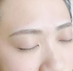 -莲姿娜·半永久纹眉皮肤管理