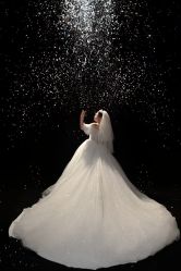-莫兰迪婚纱摄影