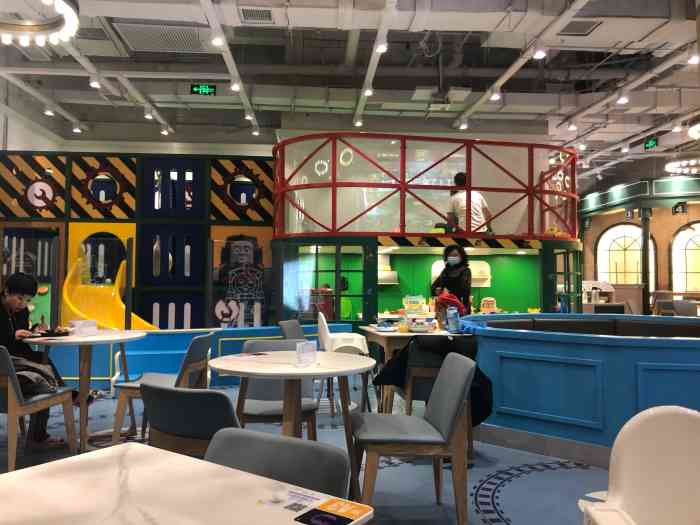 托马斯小火车主题亲子餐厅(万象城店)-"周一上午去托马斯,没有多少小