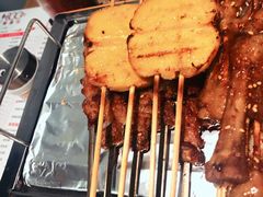 -烤满分·东北烧烤(首经贸店)