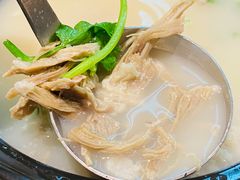 -河坝烧烤串城(虹桥中心店)