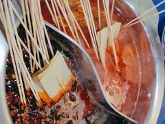 -马路边边串串香(延庆环球新意广场店)