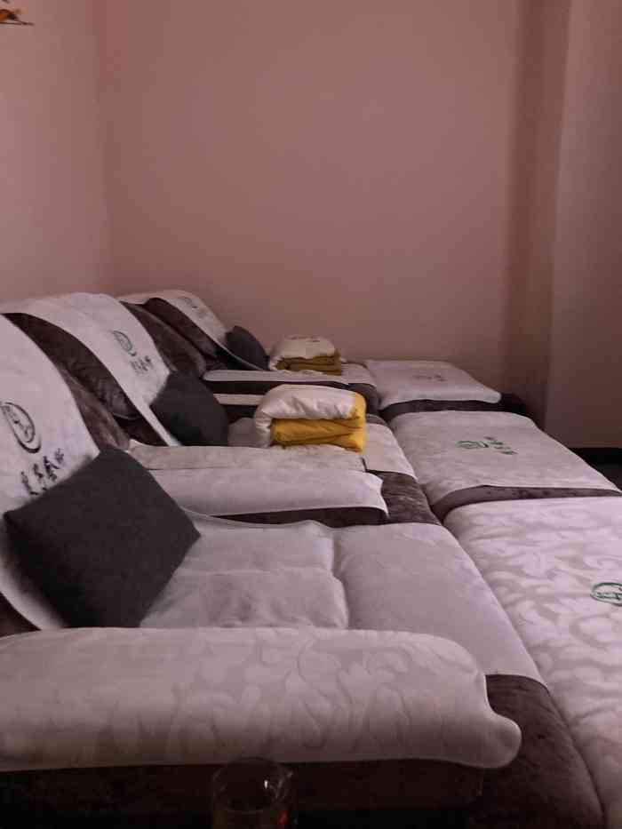 洗个澡搓个背,躺在大厅."-大众点评移动版