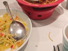 -姚姚酸菜鱼·金戈戈香港豉油鸡(喜荟城联名店)
