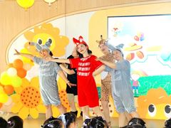 -上海青草地幼儿园