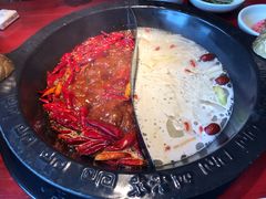 鸳鸯骨汤锅-袁老四重庆老火锅(桐梓坡店)