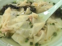 -潘国仙耳光馄饨(黄家阙路店)