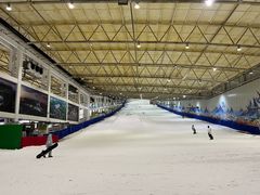 -乔波室内滑雪场