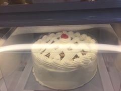 -红宝石·鲜奶小方·海派西点房(浦三店)