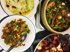 -湘西小馆(滨河路店)