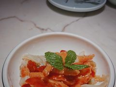 酸辣鸡爪-韵秋荷(宝山龙湖天街店)