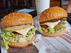 -The Habit Burger Grill 哈比特汉堡(爱琴海店)