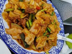 -伊源鼎盛餐饮服务有限公司