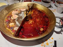 -小龙翻大江文化火锅(宽窄店)