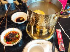 -江南福宴·澳门海鲜.牛肉火锅(汇高栢悦中心店)