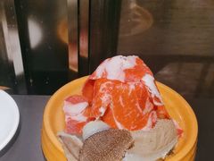 -钱小奴海鲜自助黑金店(杭州滨江龙湖店)