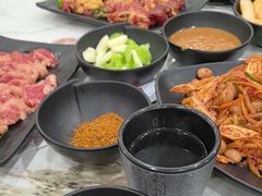 -啊美丽炭火烤肉(滑翔一店)