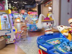 -卡通尼乐园(新达汇三林店)