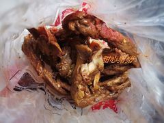 黑鸭鸭锁骨-绝味鸭脖(曲阳路二店)