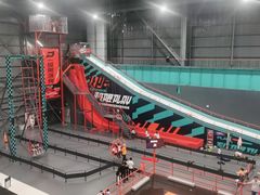 -极限PLAY运动娱乐新世界·团建派对表演休闲馆·室内高空游乐园