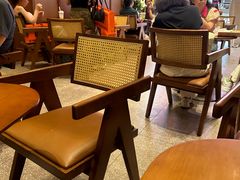 -奈雪的茶(东门太阳百货店)