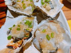 烤湛江生蚝-木屋烧烤(岗顶二店)