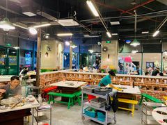 大堂-憨铁匠老火锅(龙岗万科里店)