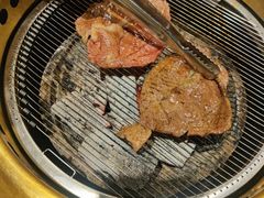 -蚂蚁洞·烤肉大营地(上海静安大悦城店)