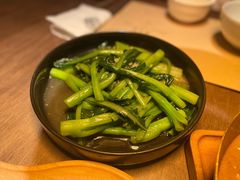 蒜蓉炒菜心-来龙里 精致 东南亚餐室(万象城店)