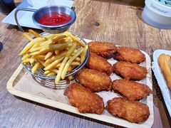 -叶派龙虾•招牌香辣蟹·海鲜(中海国际店)