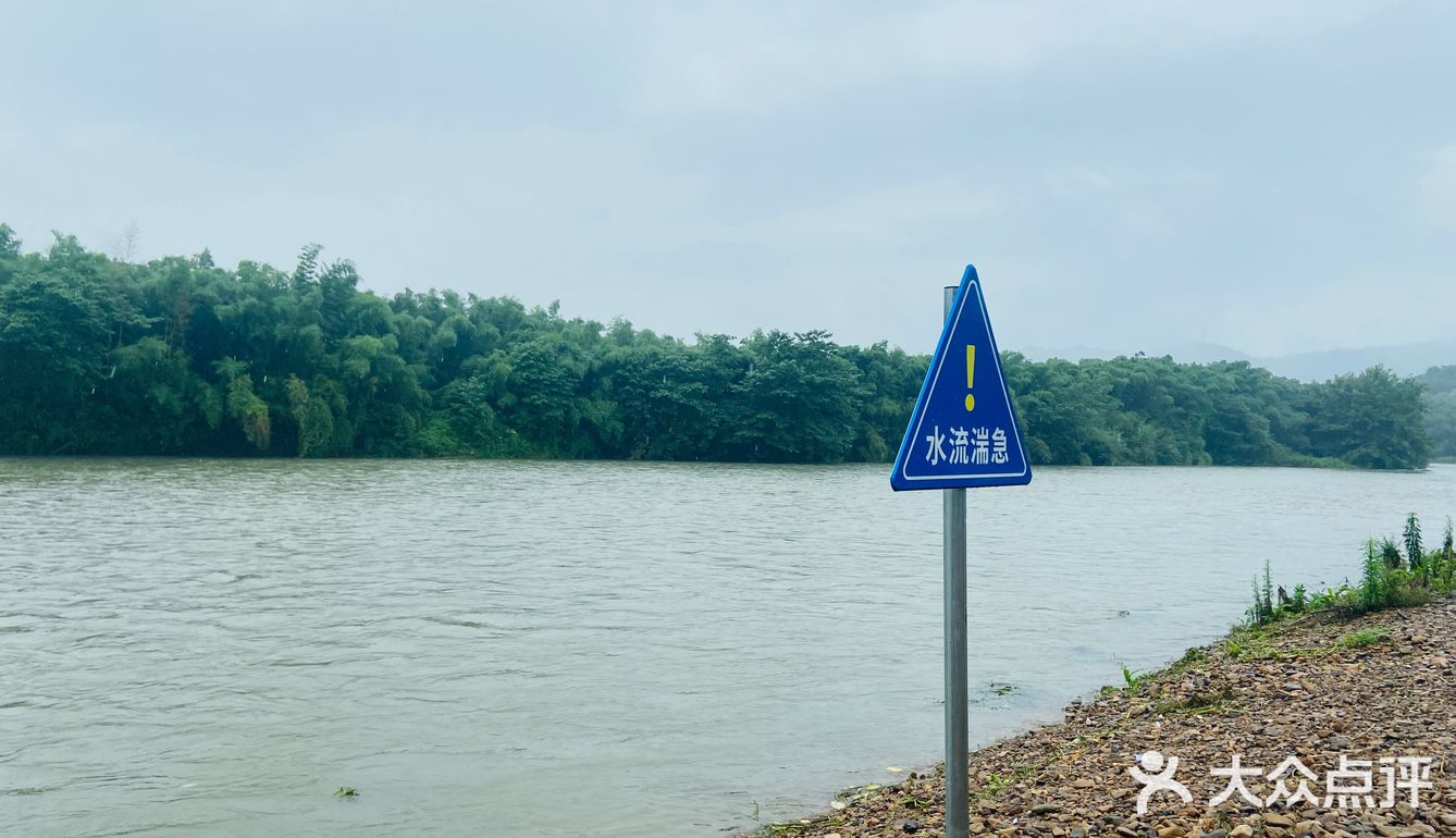 杭州持续暴雨，余杭双溪水位暴涨！原本的露营地全部被淹了！ 