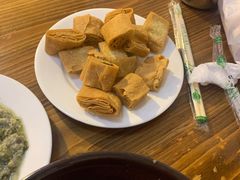 炸咯吱盒-六爷门框百年卤煮