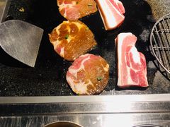 -名厨热带雨林烤肉餐厅