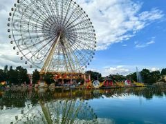 -七彩云南欢乐世界