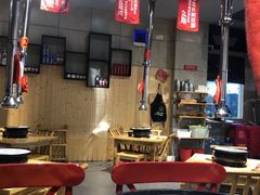 大堂-么肆烤肉·中式自助·烤肉大排档(街道口季佳PAI店)