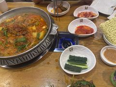 -喇喇排骨火锅·传统韩式脊骨汤(望京西园总店)