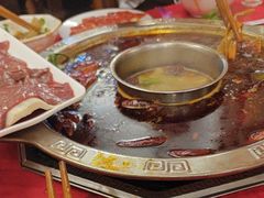 -山城年华老火锅(玉林店)