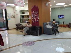 -雅悦齿科(顾村公园店)