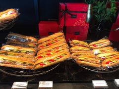 牛肉培根牛油果三明治-Salon de The de Joel Robuchon(外滩18号店)